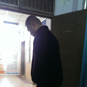 “急性腰痛，不能直腰”一例典型病案 分析